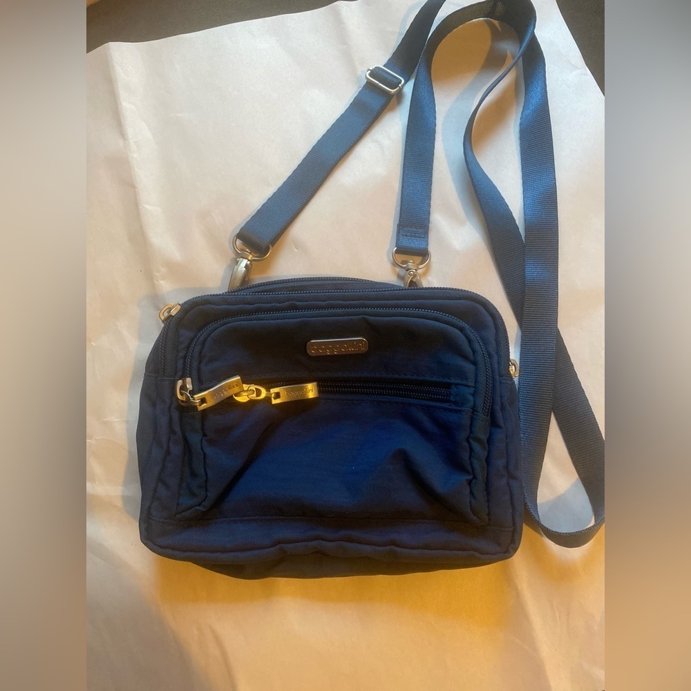Baggallini Navy Blue Crossbody Bag